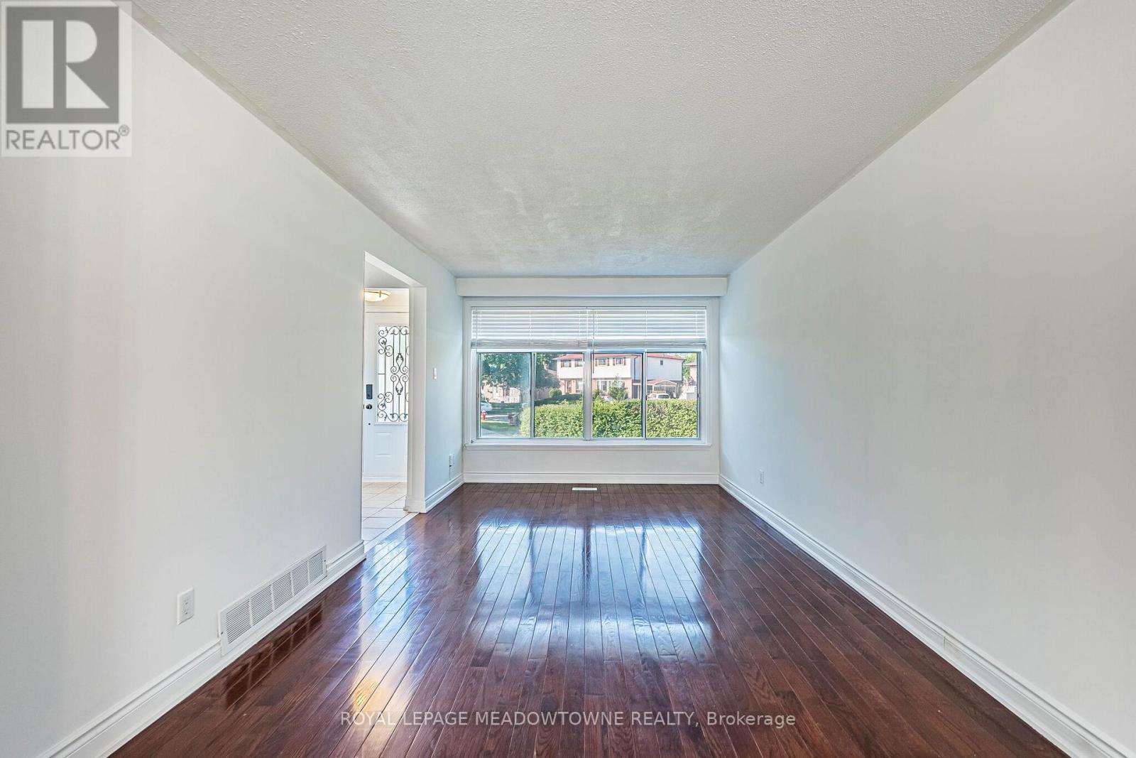 2155 Pashak Court, Mississauga, ON