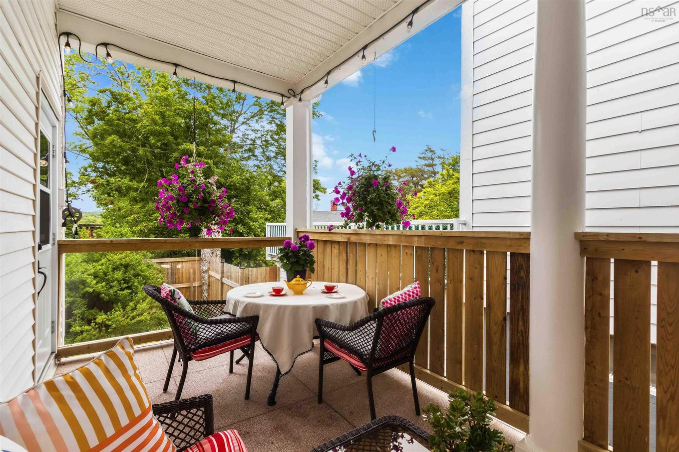 24 Queen Street, Bridgewater, NS