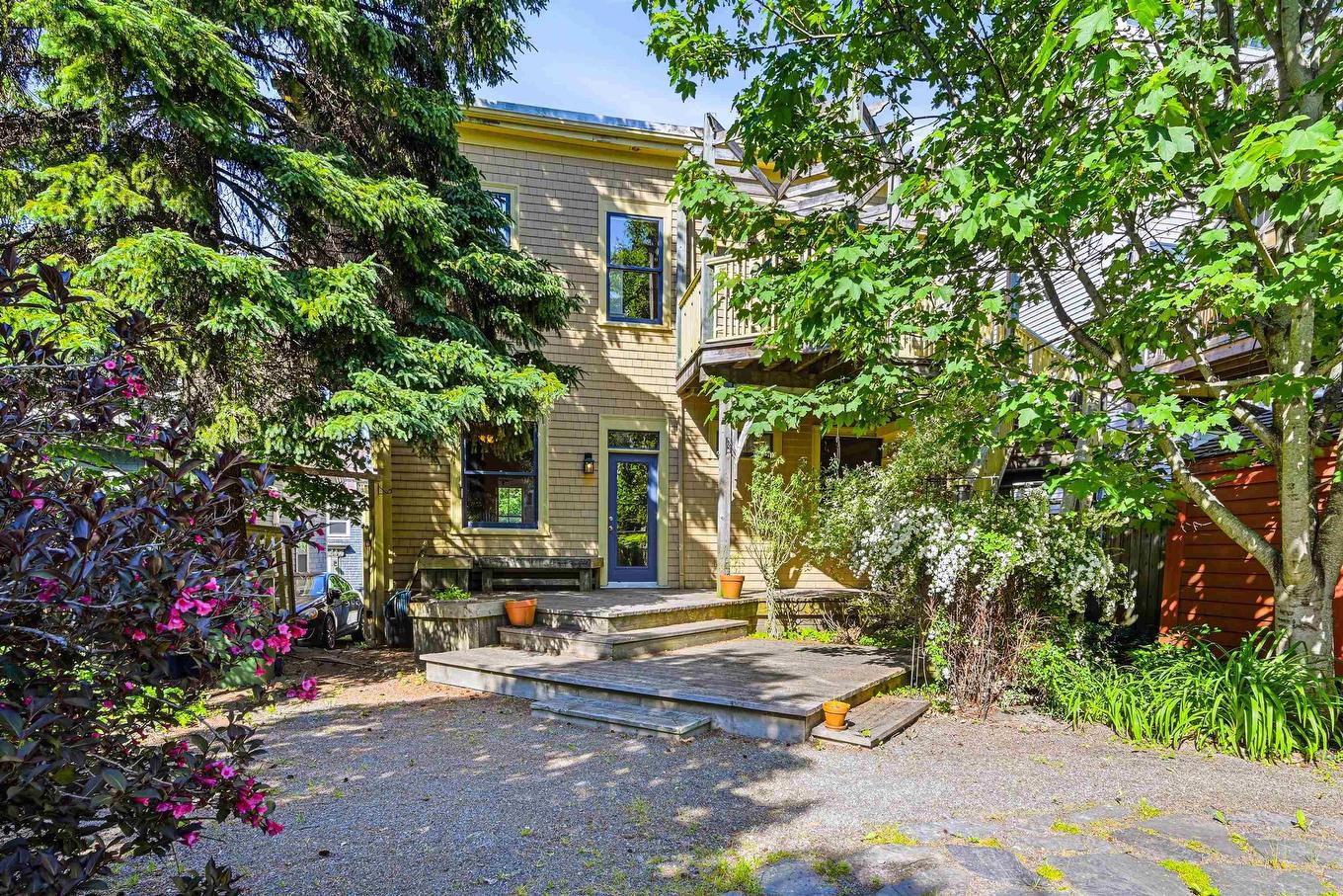 2048 Creighton Street, Halifax, NS