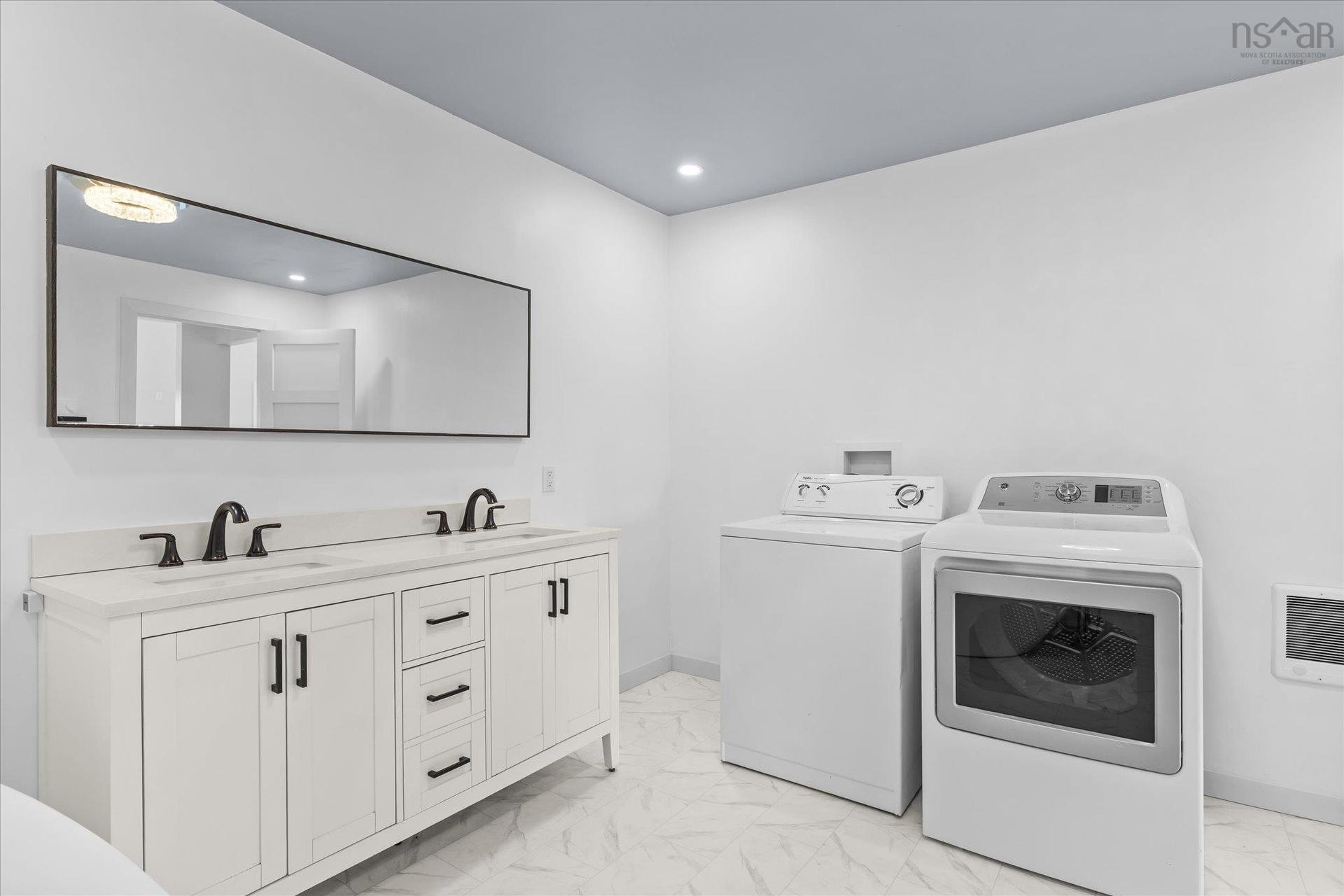 4184 203 Highway, Middle Ohio, NS