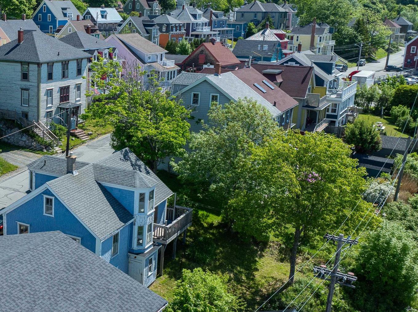 200 Montague Street, Lunenburg, NS