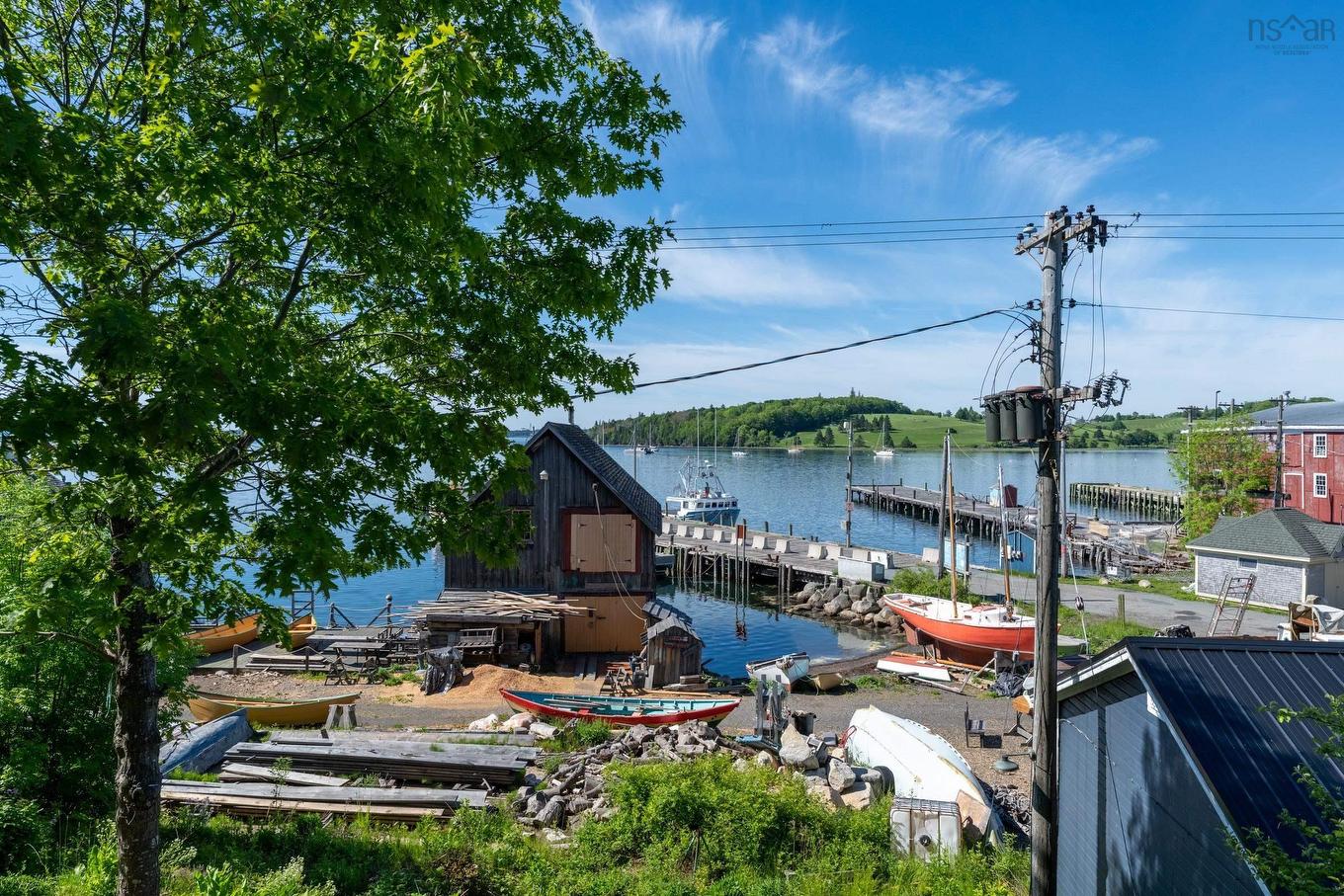 200 Montague Street, Lunenburg, NS