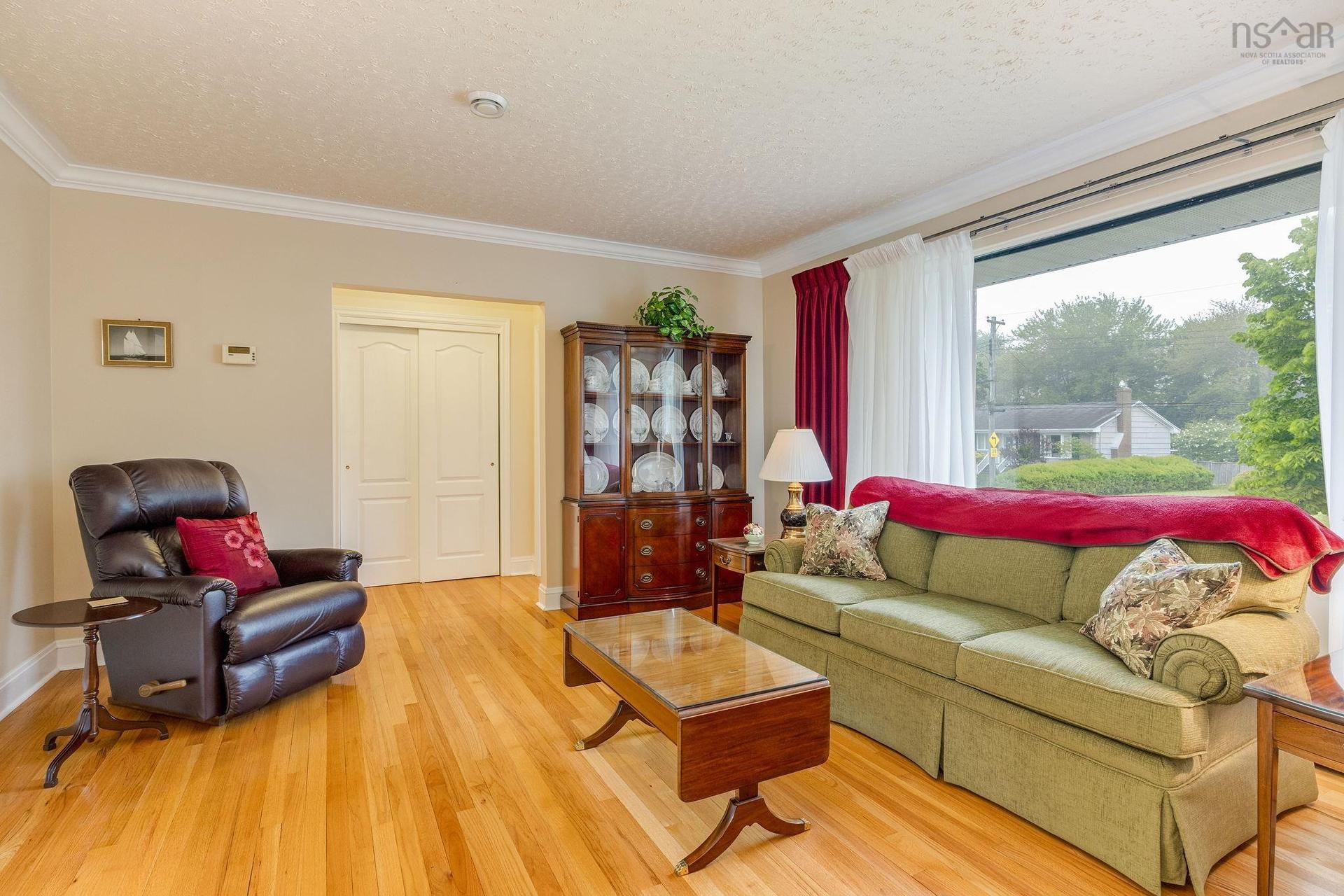 21 Canary Crescent, Halifax, NS