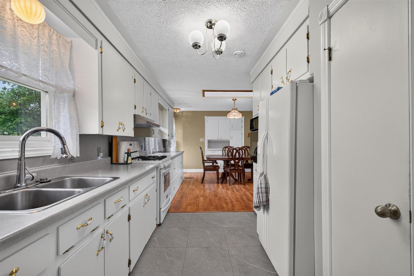 13 Avonlea Drive, Charlottetown, PE - Indoor Photo Showing Kitchen With Double Sink
