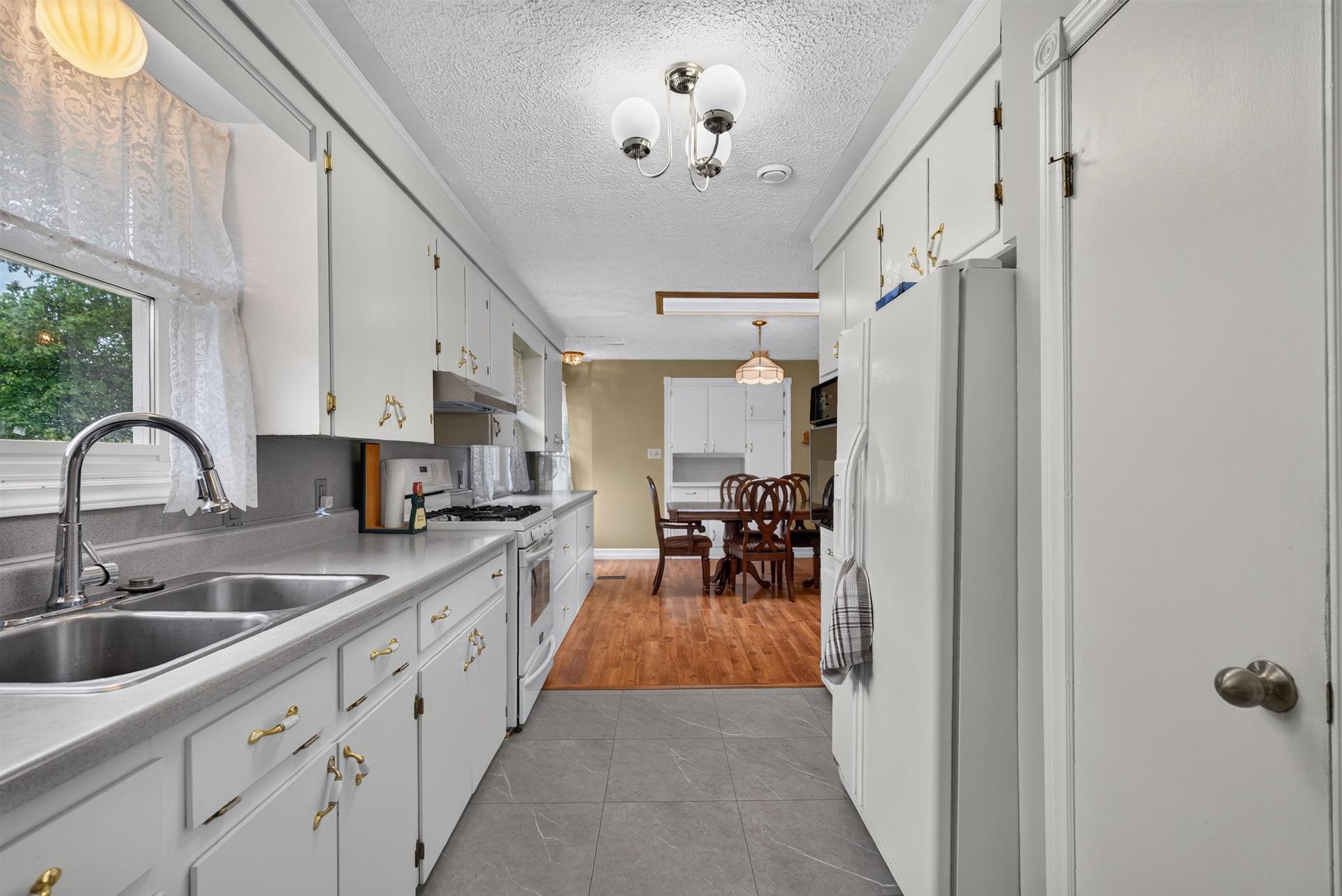 13 Avonlea Drive, Charlottetown, PE - Indoor Photo Showing Kitchen With Double Sink