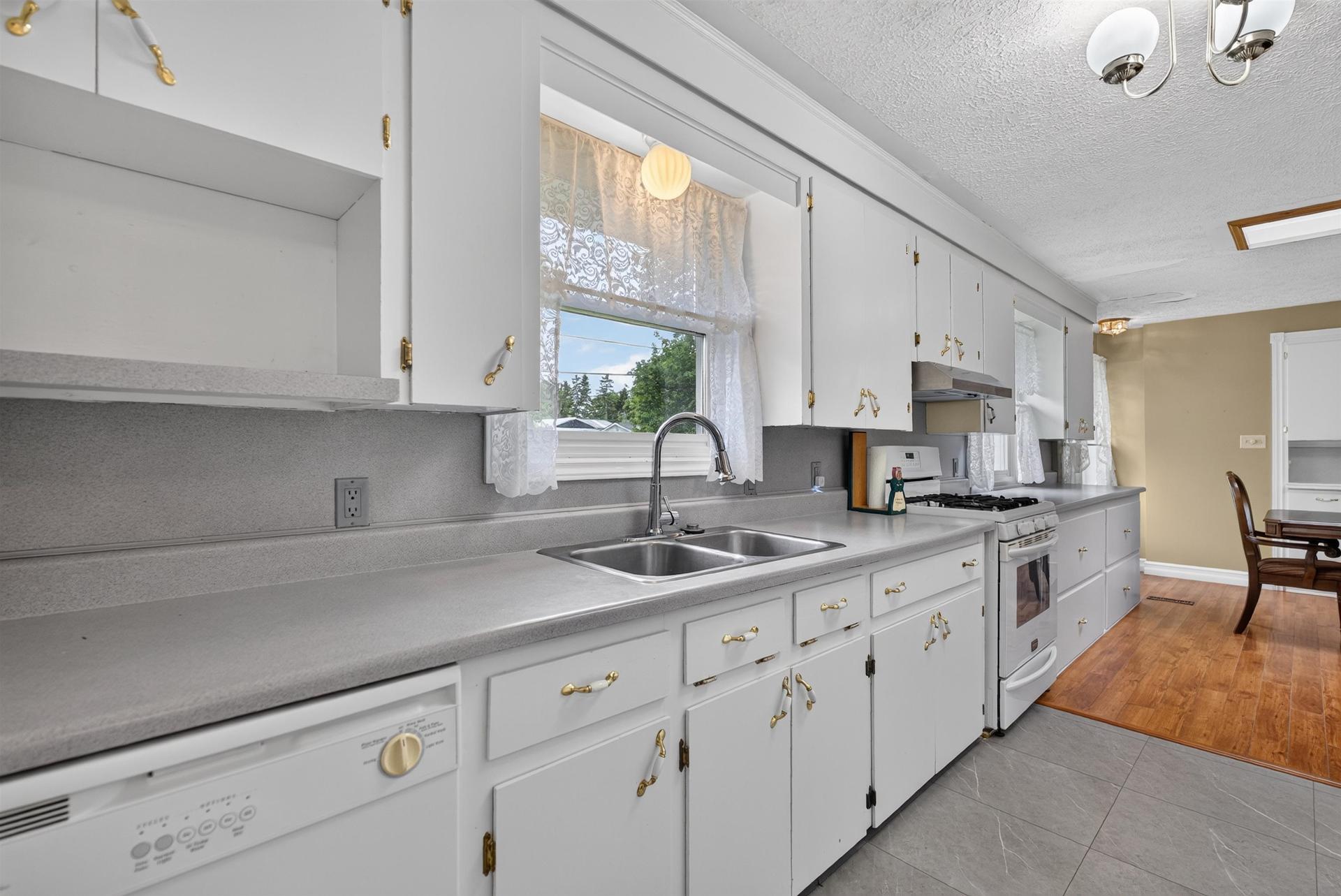 13 Avonlea Drive, Charlottetown, PE - Indoor Photo Showing Kitchen With Double Sink