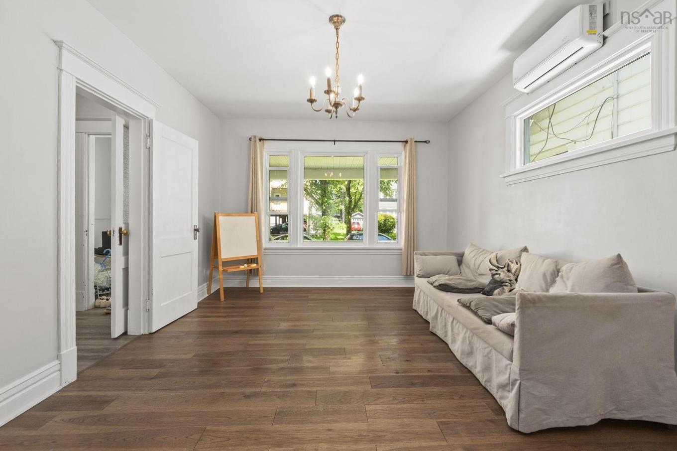 1684 Walnut Street, Halifax, NS