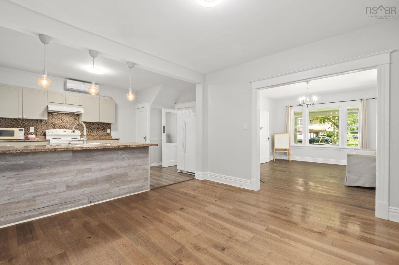1684 Walnut Street, Halifax, NS