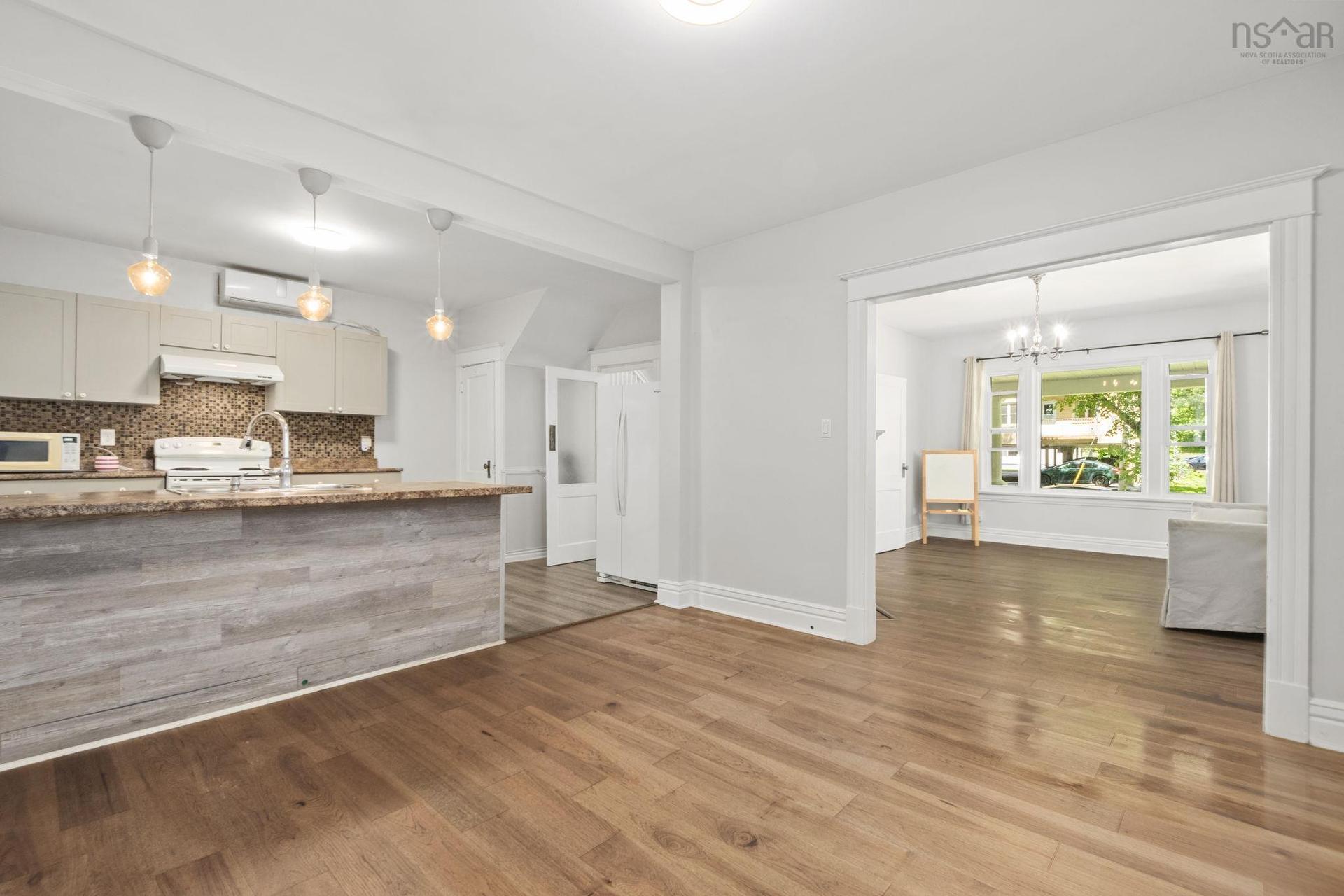1684 Walnut Street, Halifax, NS