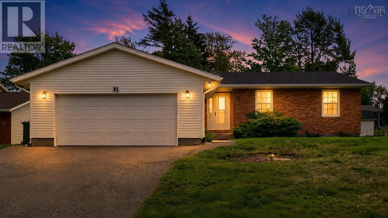 13 Cedar Drive, Stellarton, NS