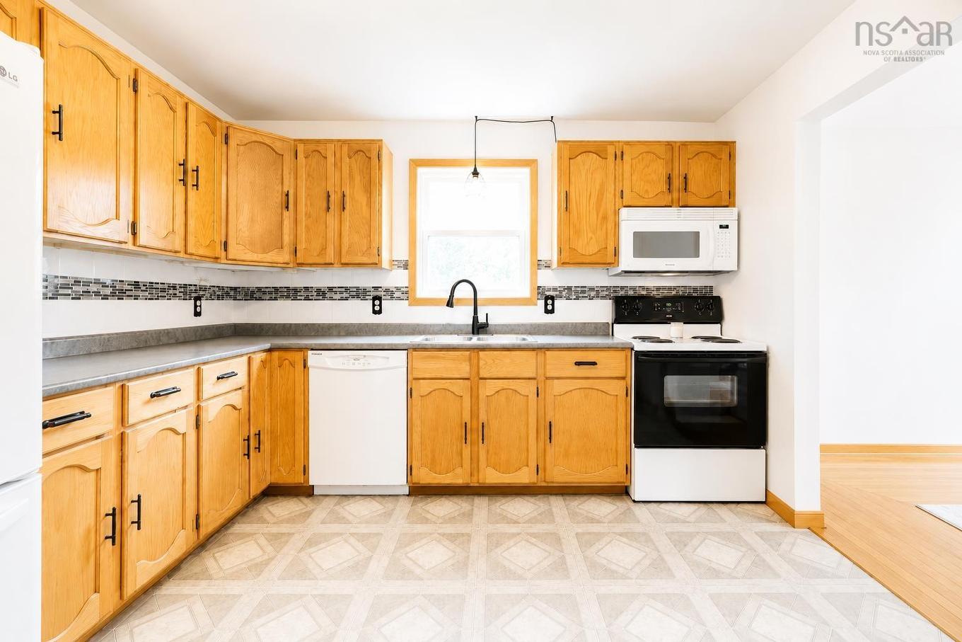 13 Cedar Drive, Stellarton, NS