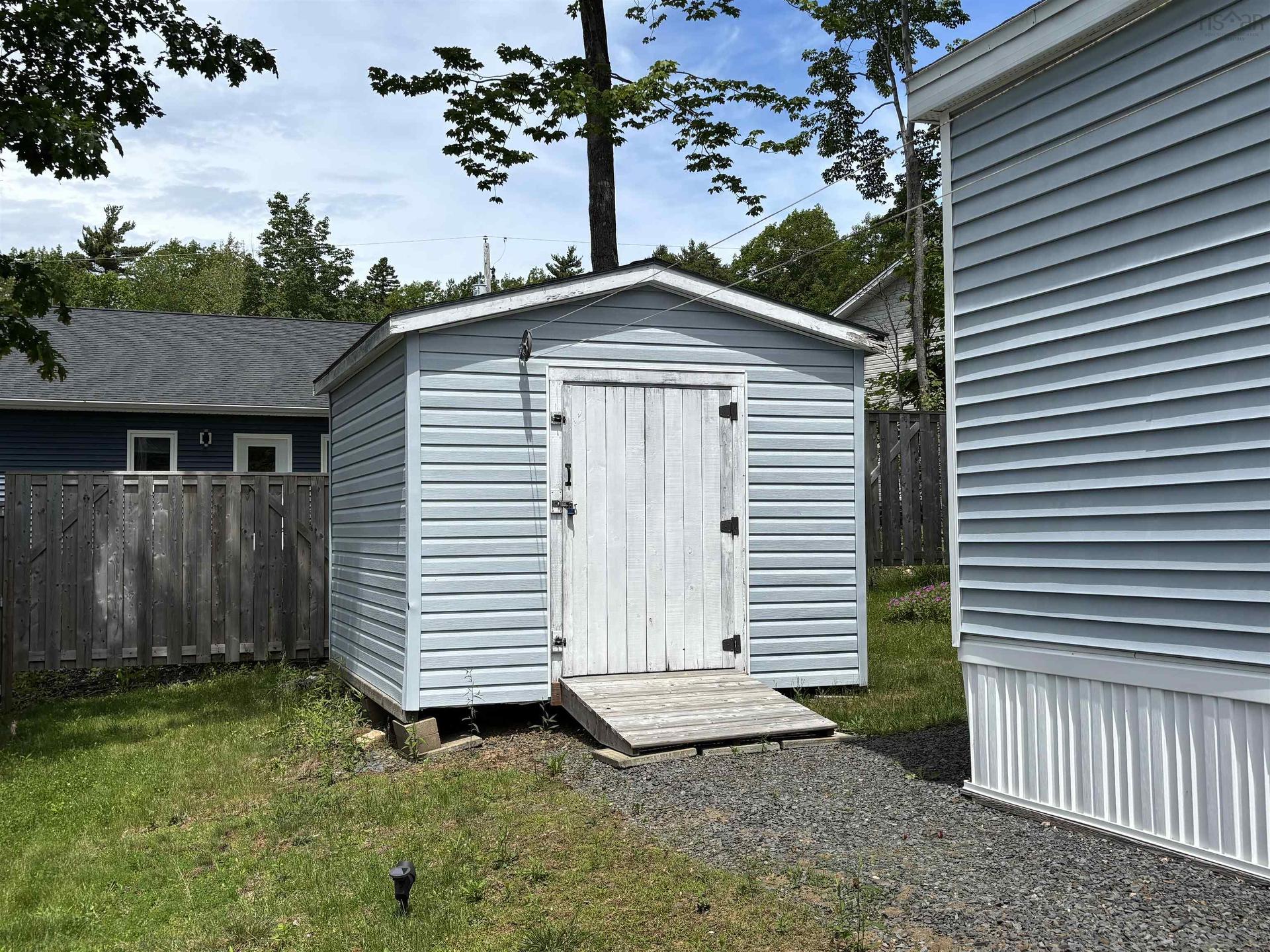251 Season'S Drive, Bridgewater, NS