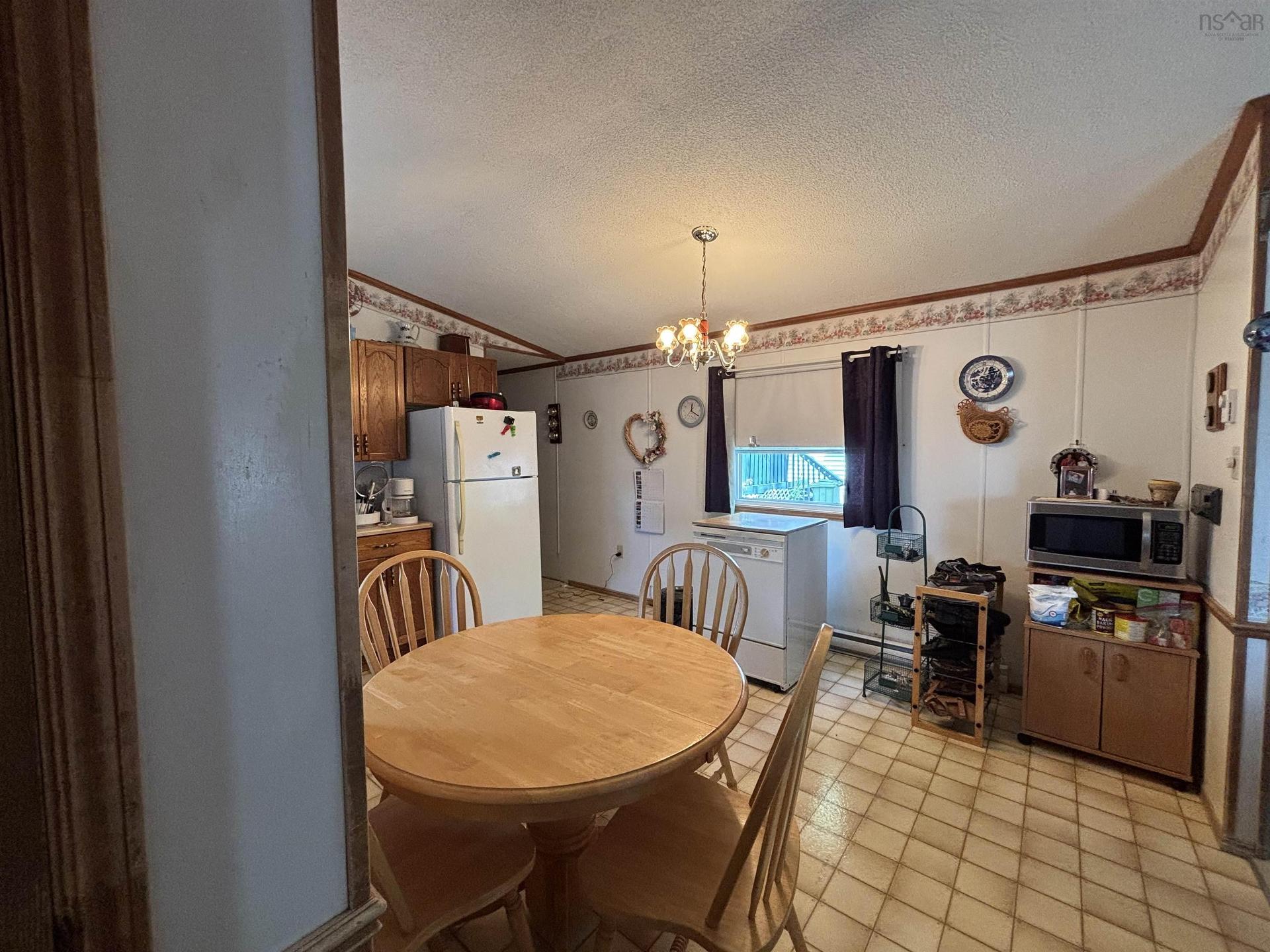 251 Season'S Drive, Bridgewater, NS