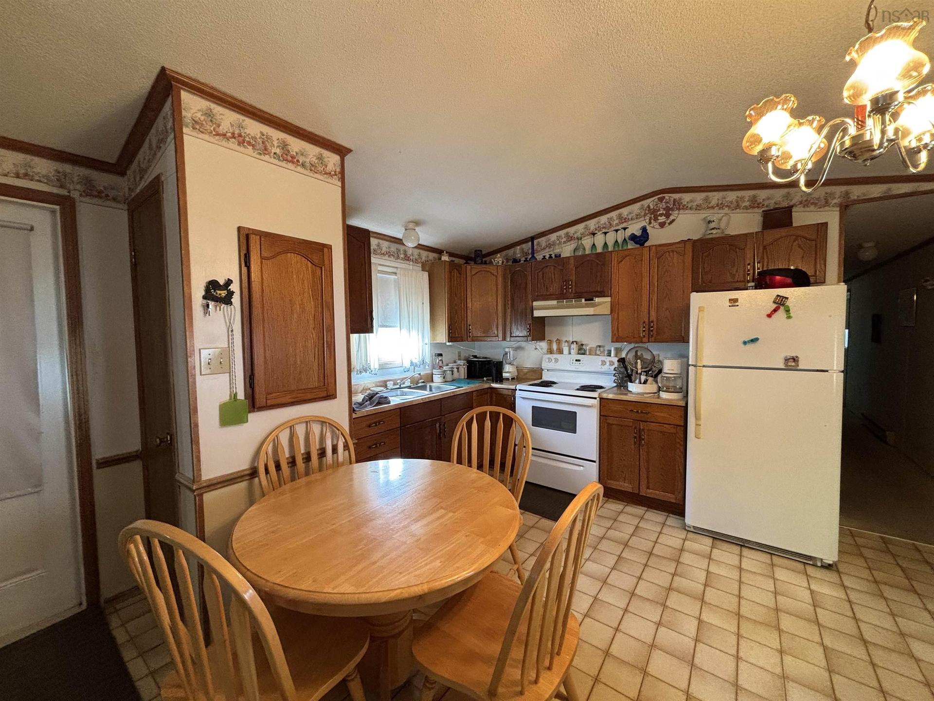 251 Season'S Drive, Bridgewater, NS