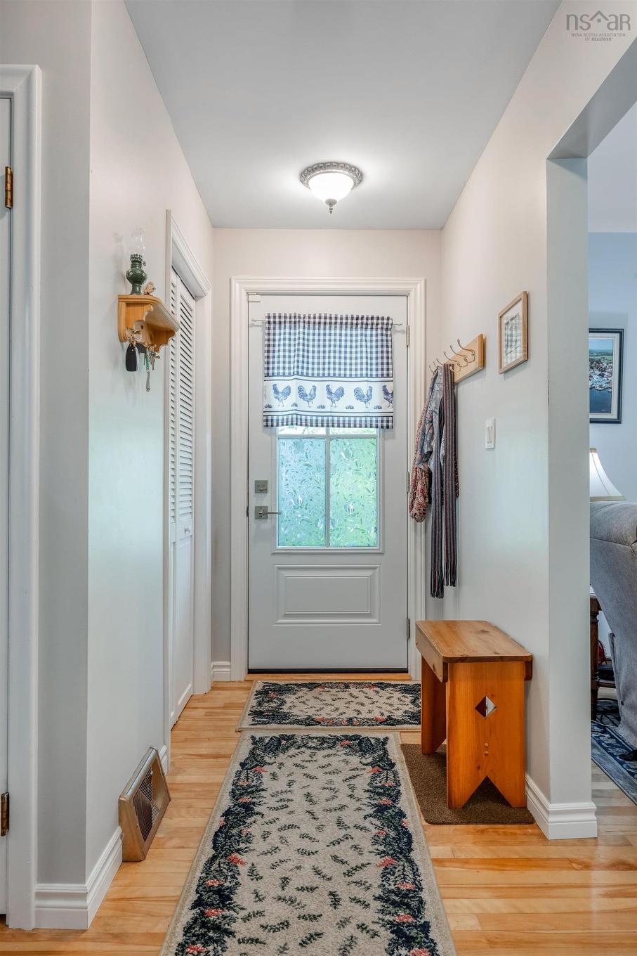 110 Brook Street, Lunenburg, NS - Indoor Photo Showing Other Room