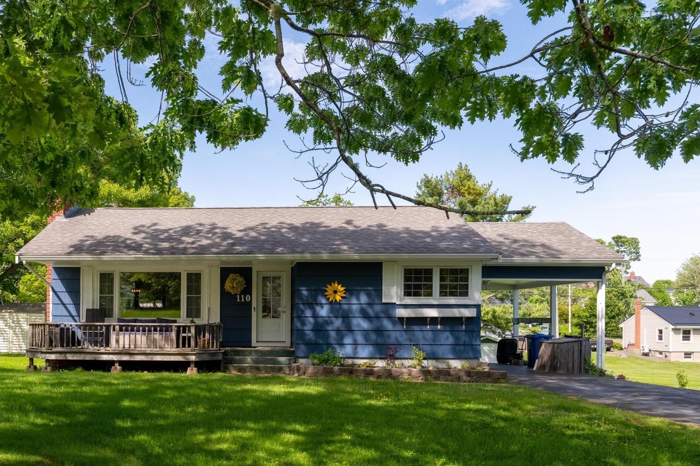 110 Brook Street, Lunenburg, NS - Outdoor With Deck Patio Veranda