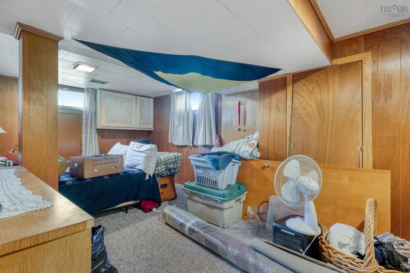 110 Brook Street, Lunenburg, NS - Indoor