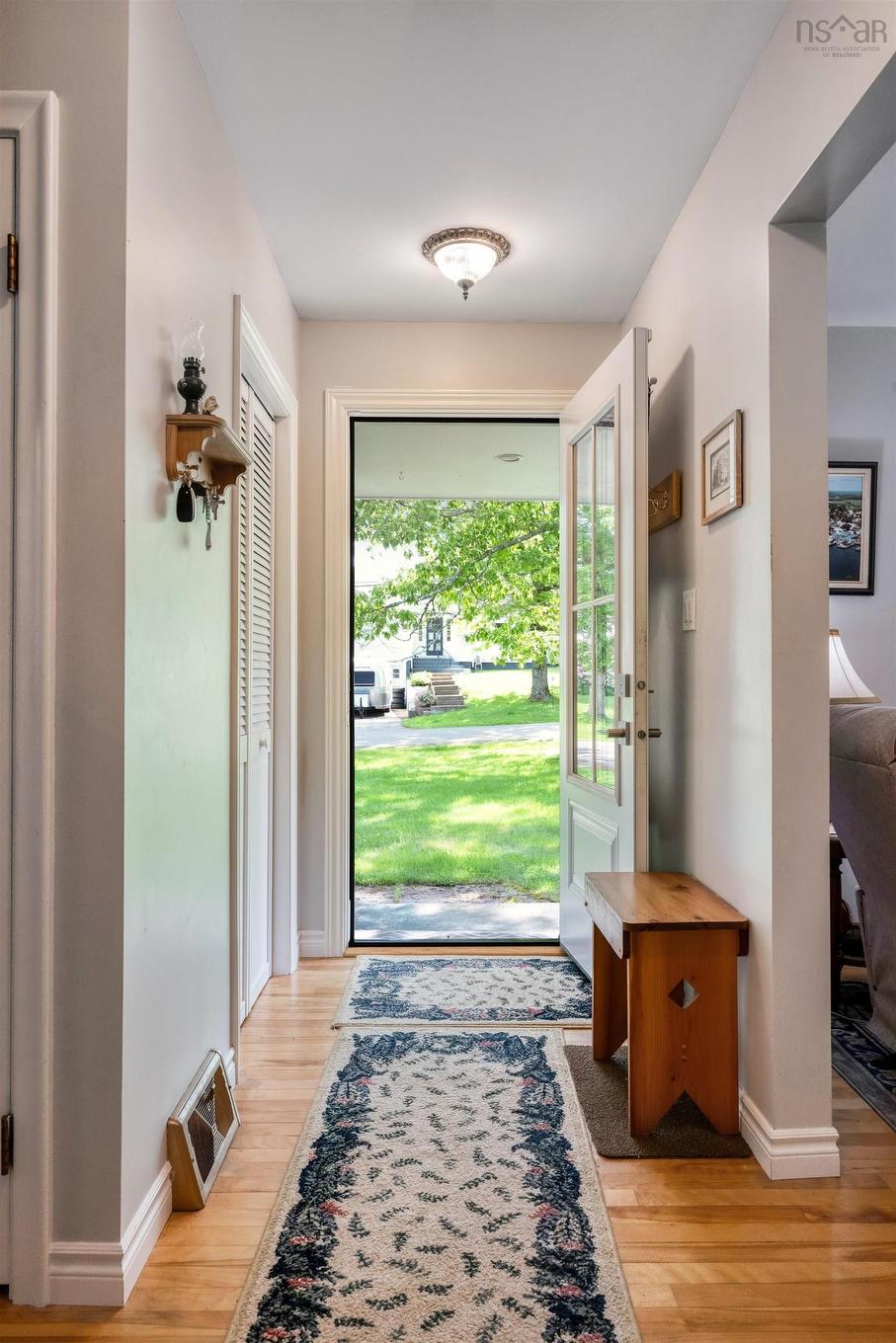 110 Brook Street, Lunenburg, NS - Indoor Photo Showing Other Room