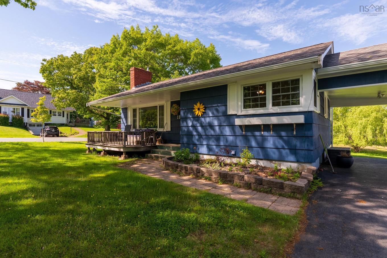 110 Brook Street, Lunenburg, NS - Outdoor With Deck Patio Veranda