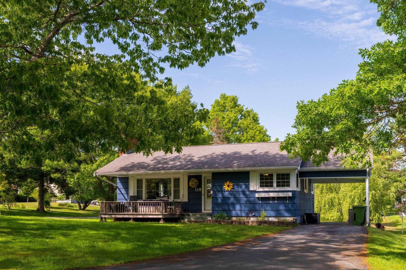 110 Brook Street, Lunenburg, NS - Outdoor With Deck Patio Veranda