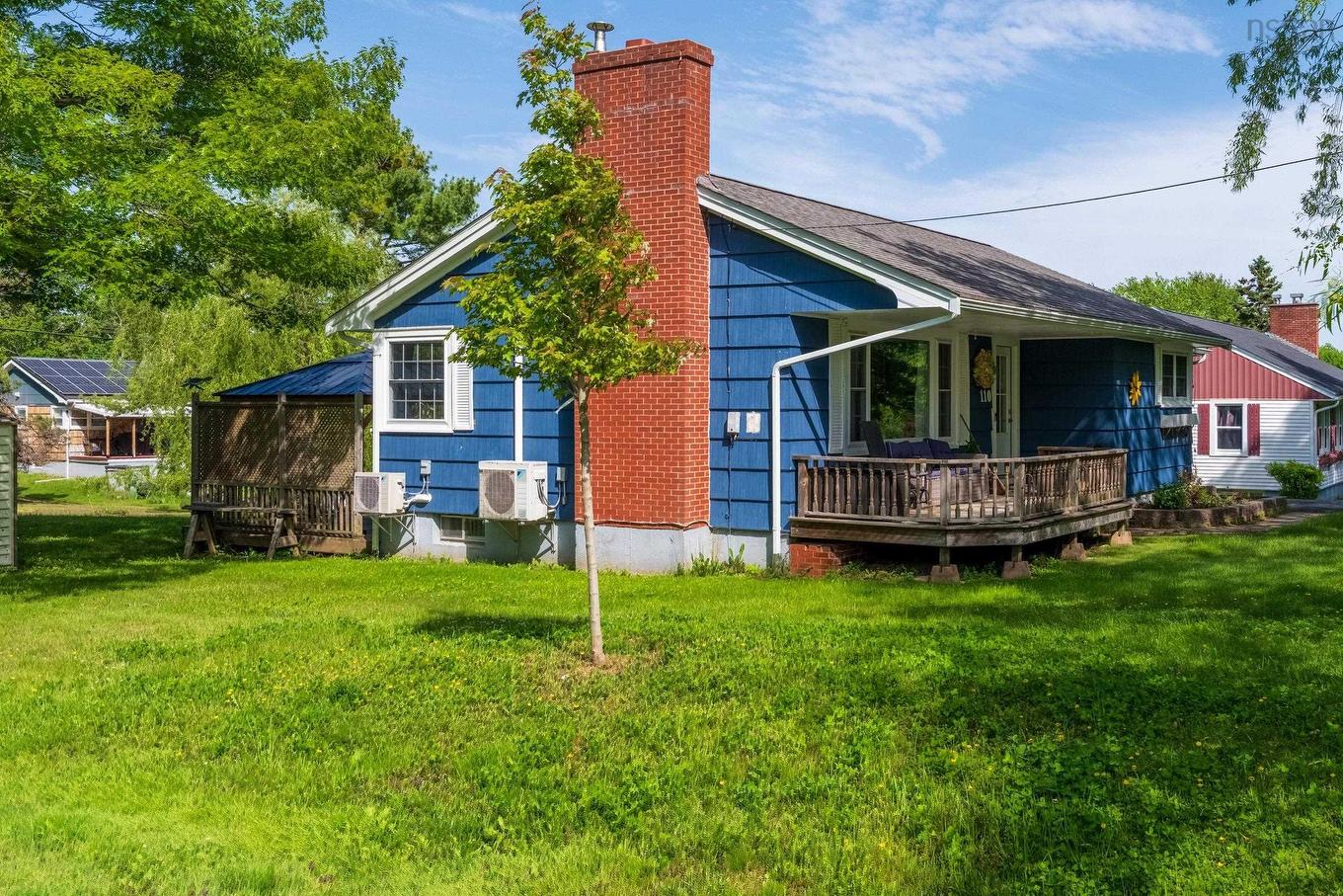 110 Brook Street, Lunenburg, NS - Outdoor With Deck Patio Veranda