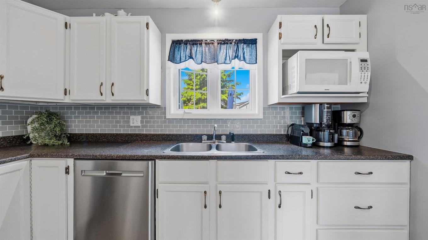 255 Caledonia Road, Dartmouth, NS