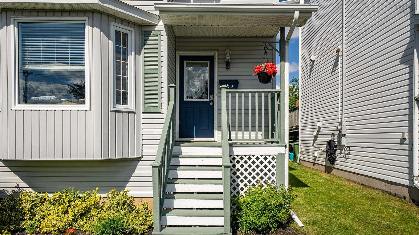 255 Caledonia Road, Dartmouth, NS