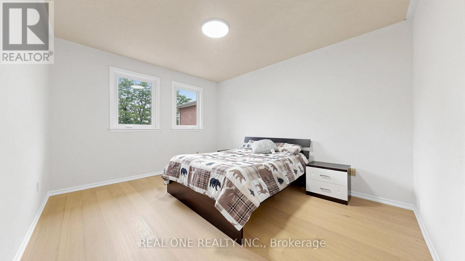 2027 Roy Ivor Crescent, Mississauga, ON