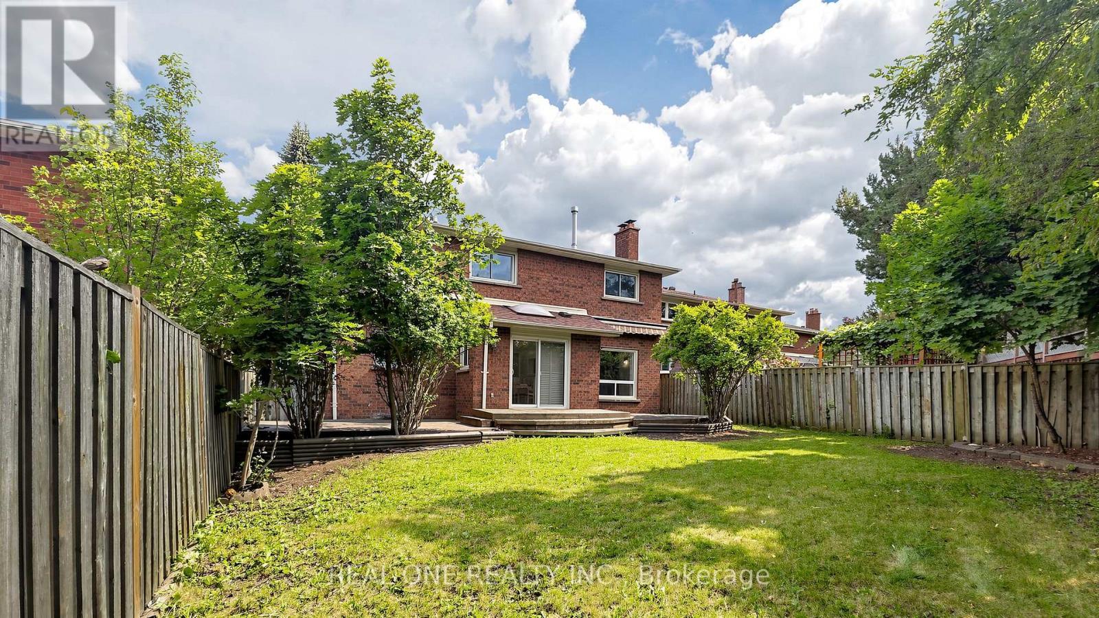 2027 Roy Ivor Crescent, Mississauga, ON