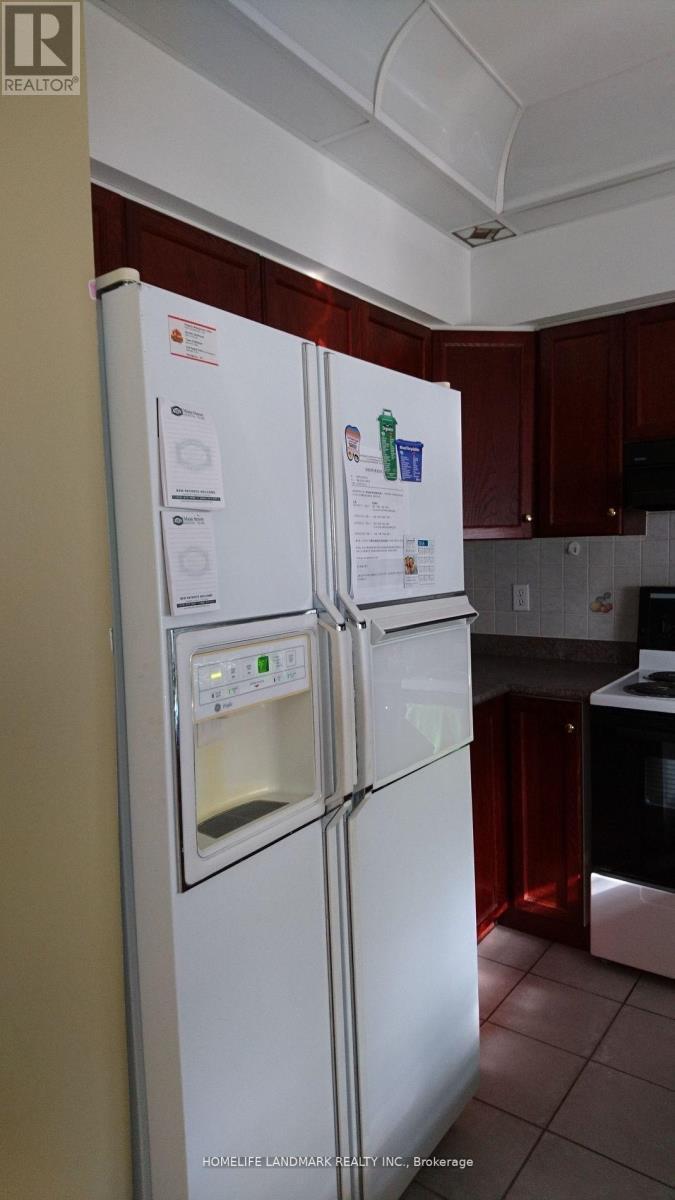 13A - 18 St. Moritz Way, Markham, ON - Indoor Photo Showing Laundry Room