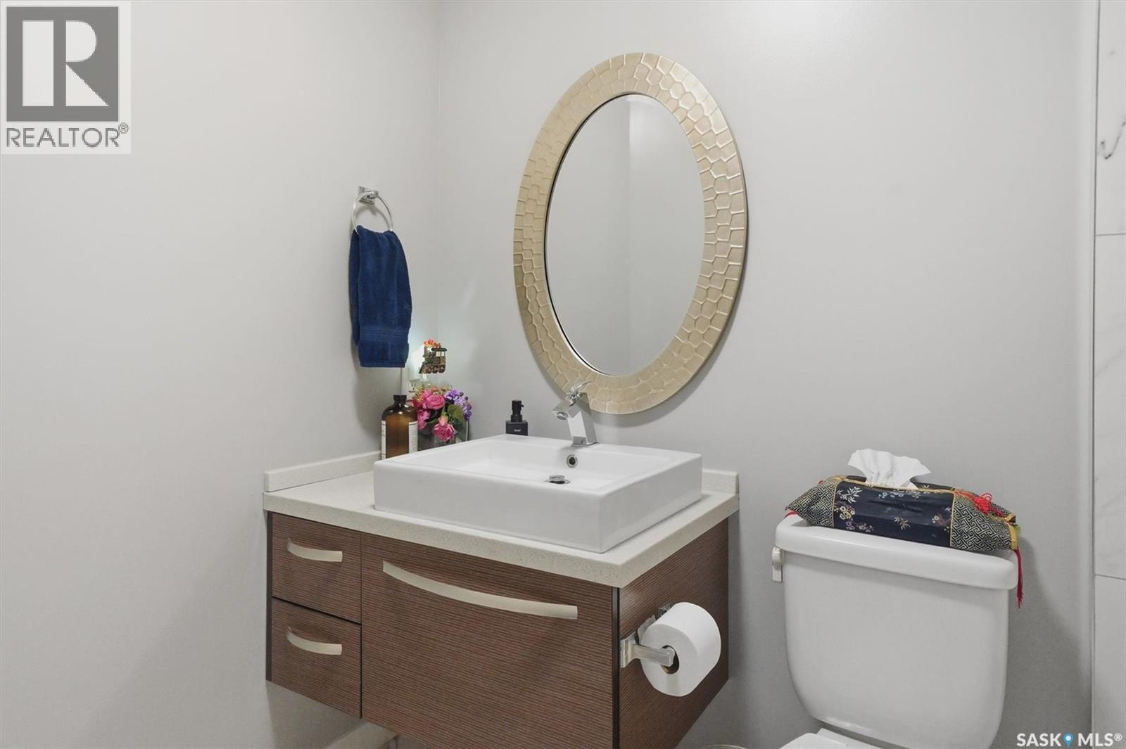 222 235 Evergreen Square, Saskatoon, SK