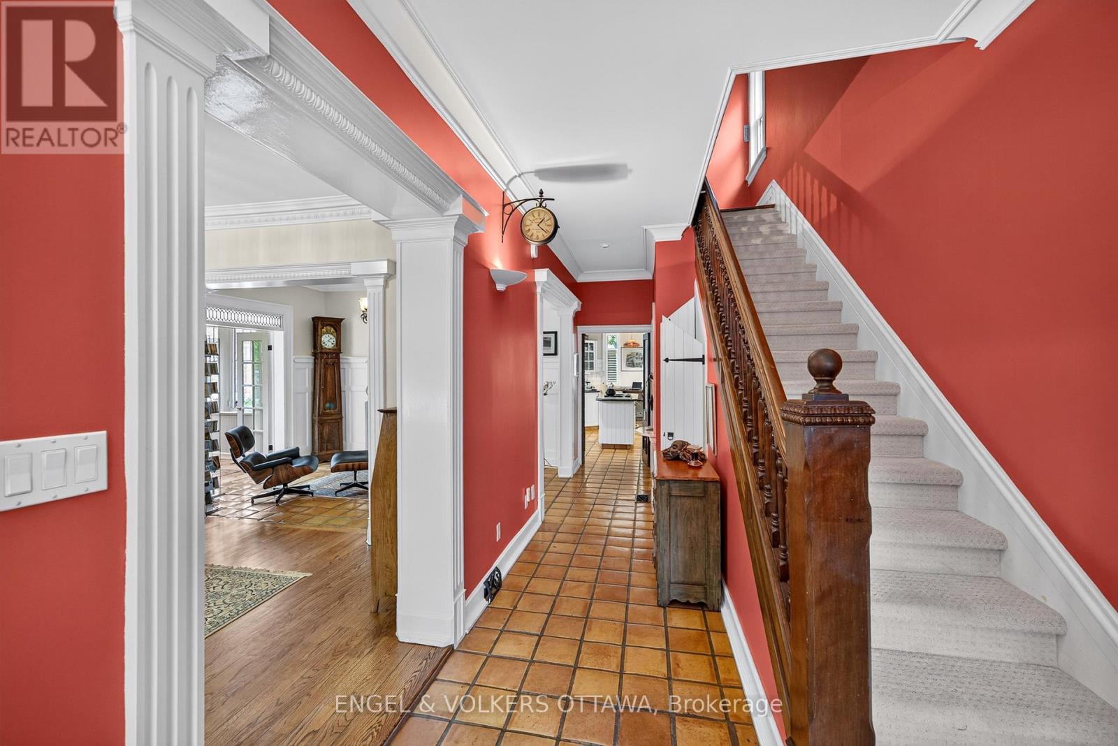 Terra Cotta floors -high ceiling - - 119 Strathcona Avenue, Ottawa, ON