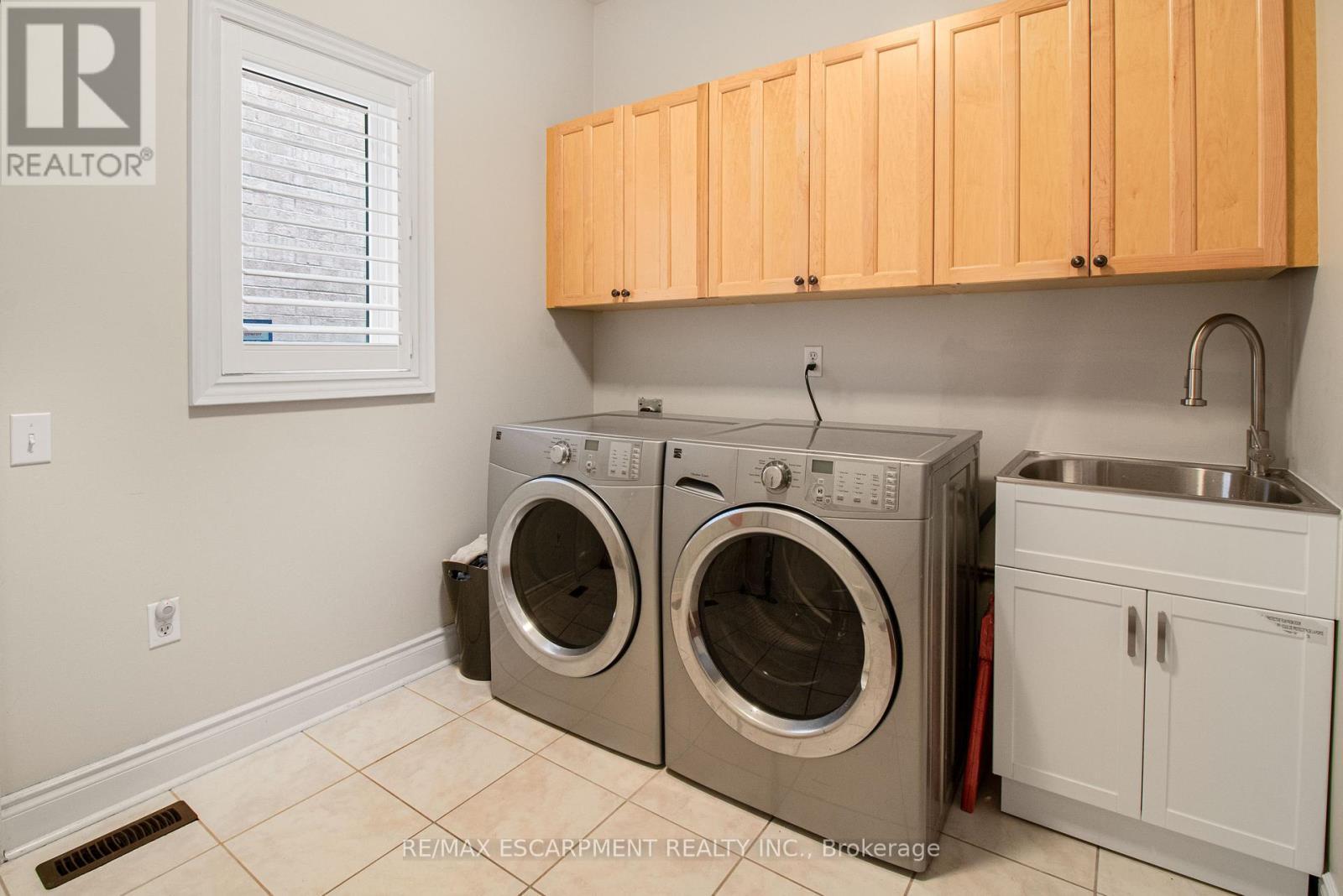 3296 Topeka Drive, Mississauga, ON