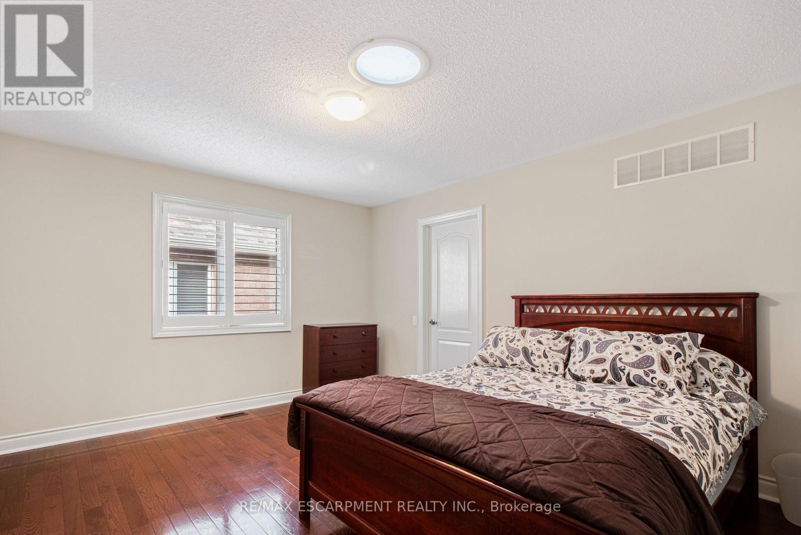 3296 Topeka Drive, Mississauga, ON