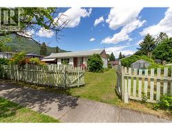 238 B Avenue Kaslo, BC V0G 1M0