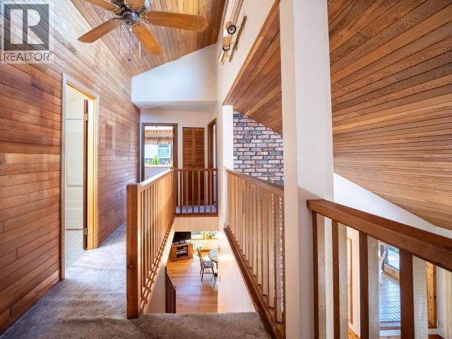 3377 Malaspina Ave, Powell River, BC