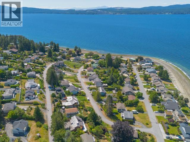 3377 Malaspina Ave, Powell River, BC