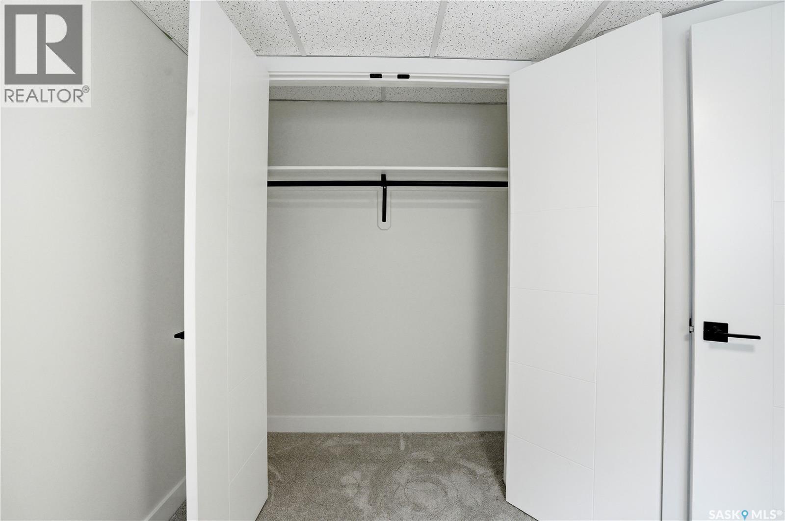 116 (114) Hall Crescent, Saskatoon, SK