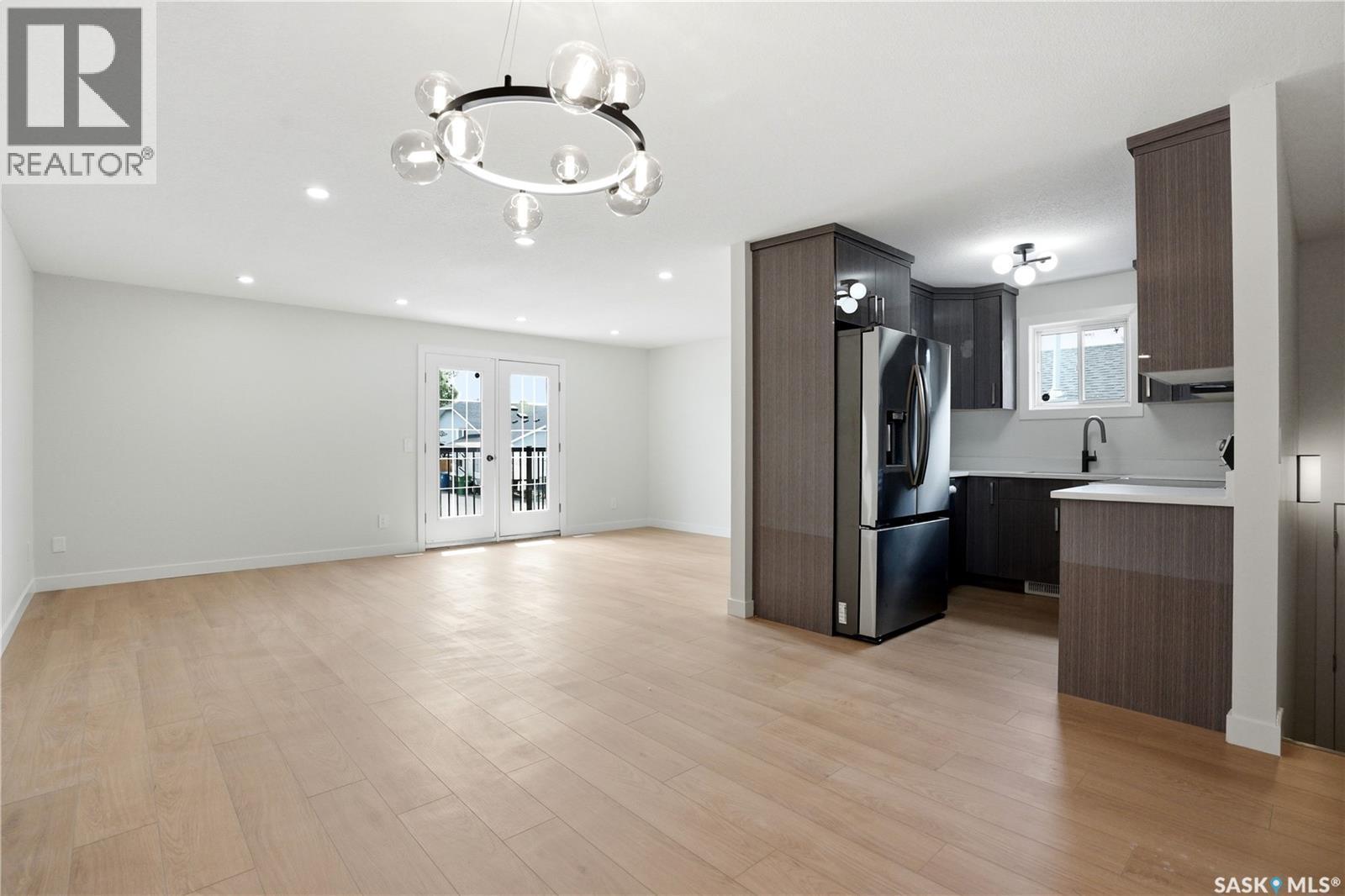 116 (114) Hall Crescent, Saskatoon, SK
