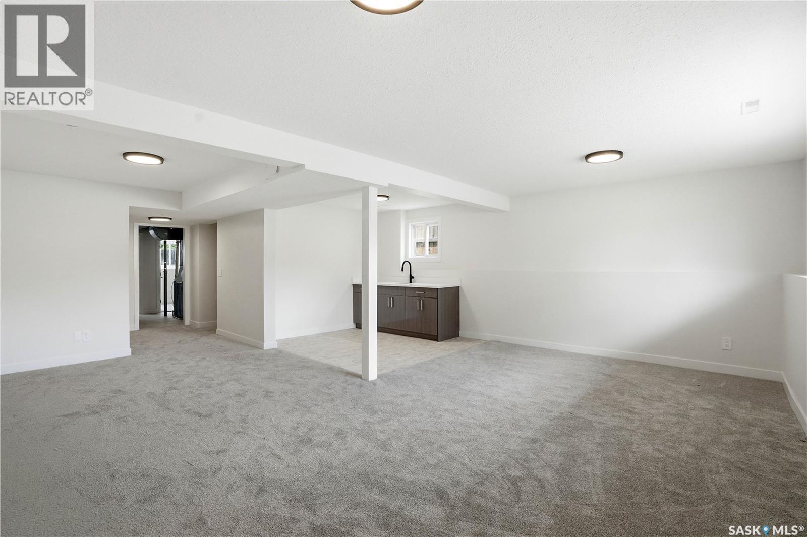 116 (114) Hall Crescent, Saskatoon, SK