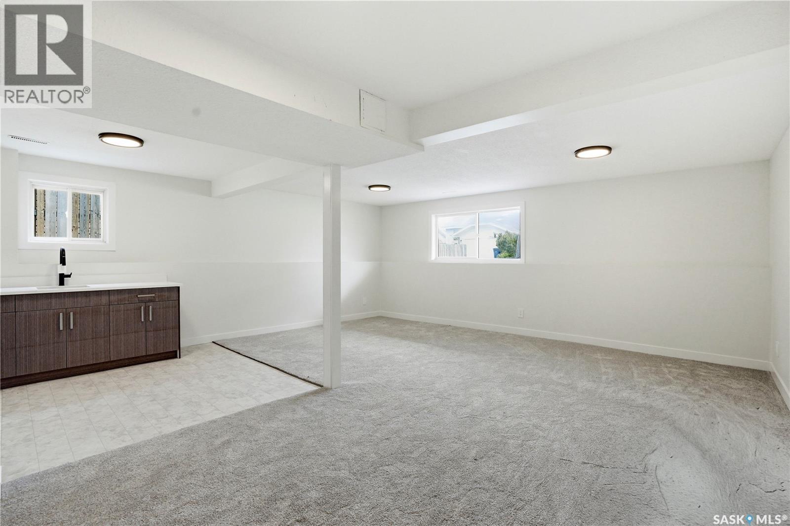 116 (114) Hall Crescent, Saskatoon, SK
