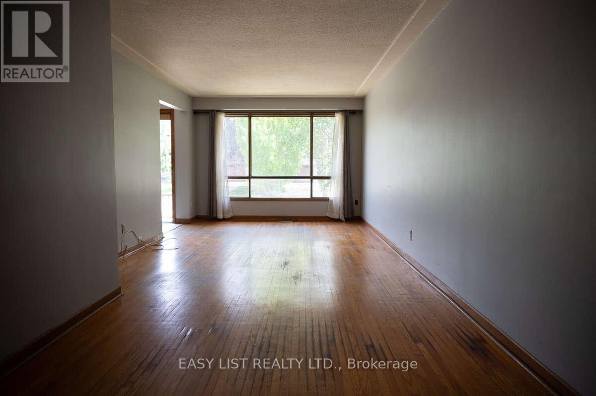 1574 Northmount Avenue, Mississauga, ON