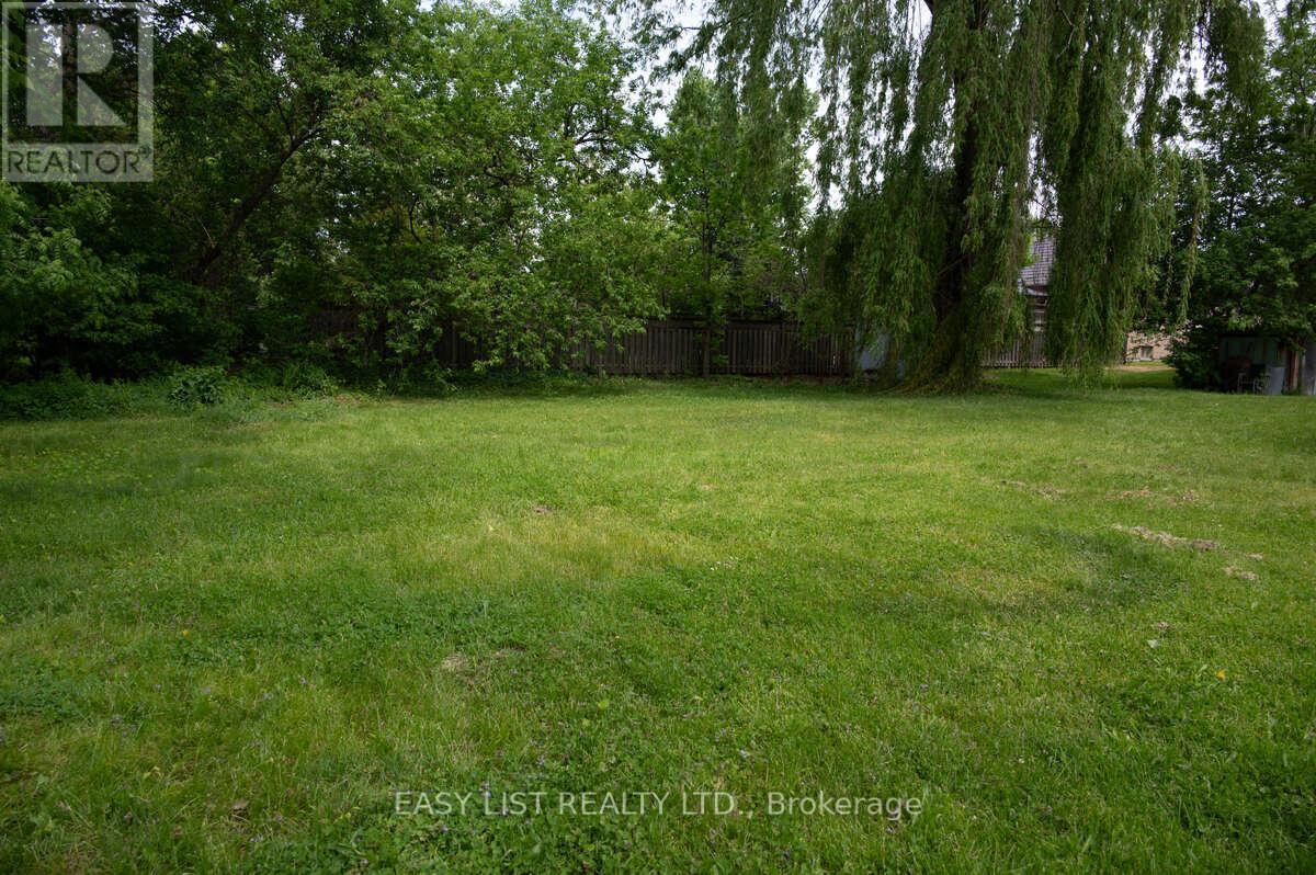 1574 Northmount Avenue, Mississauga, ON