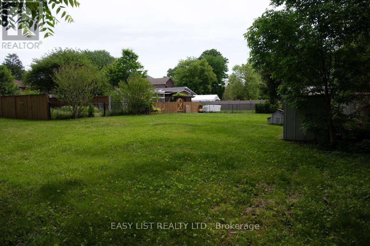1574 Northmount Avenue, Mississauga, ON