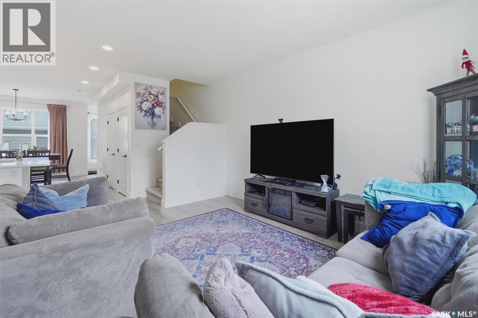 149 Rosewood Boulevard E, Saskatoon, SK