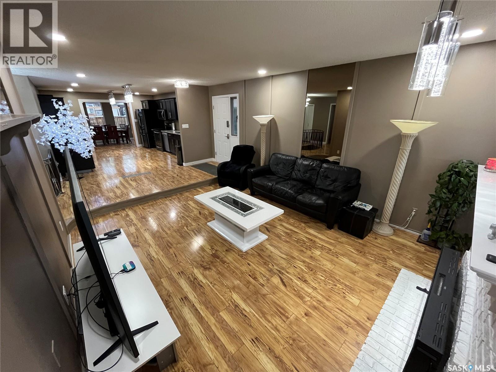 374 Rodenbush Drive, Regina, SK