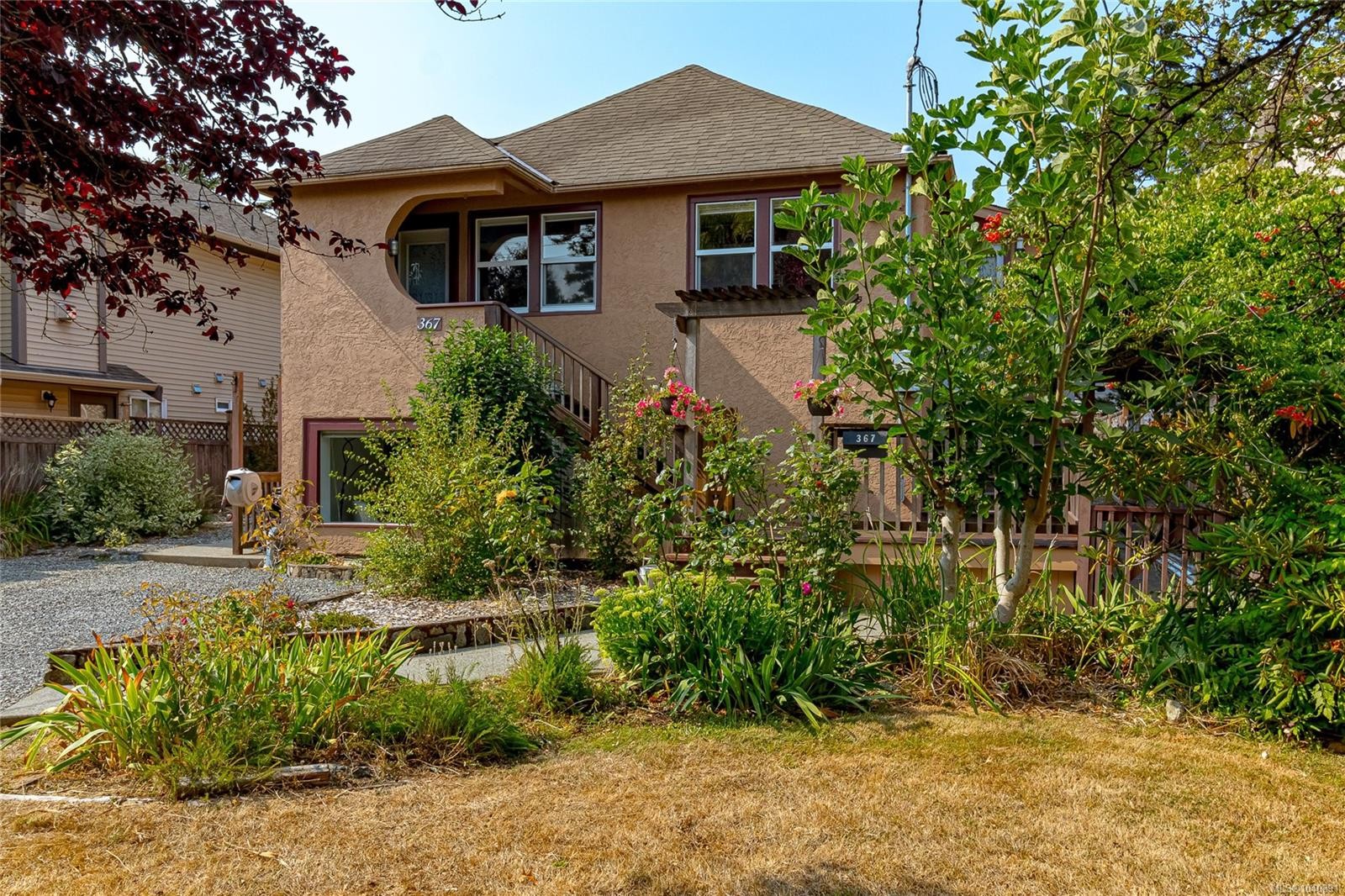 367 Vincent Ave, Saanich, BC