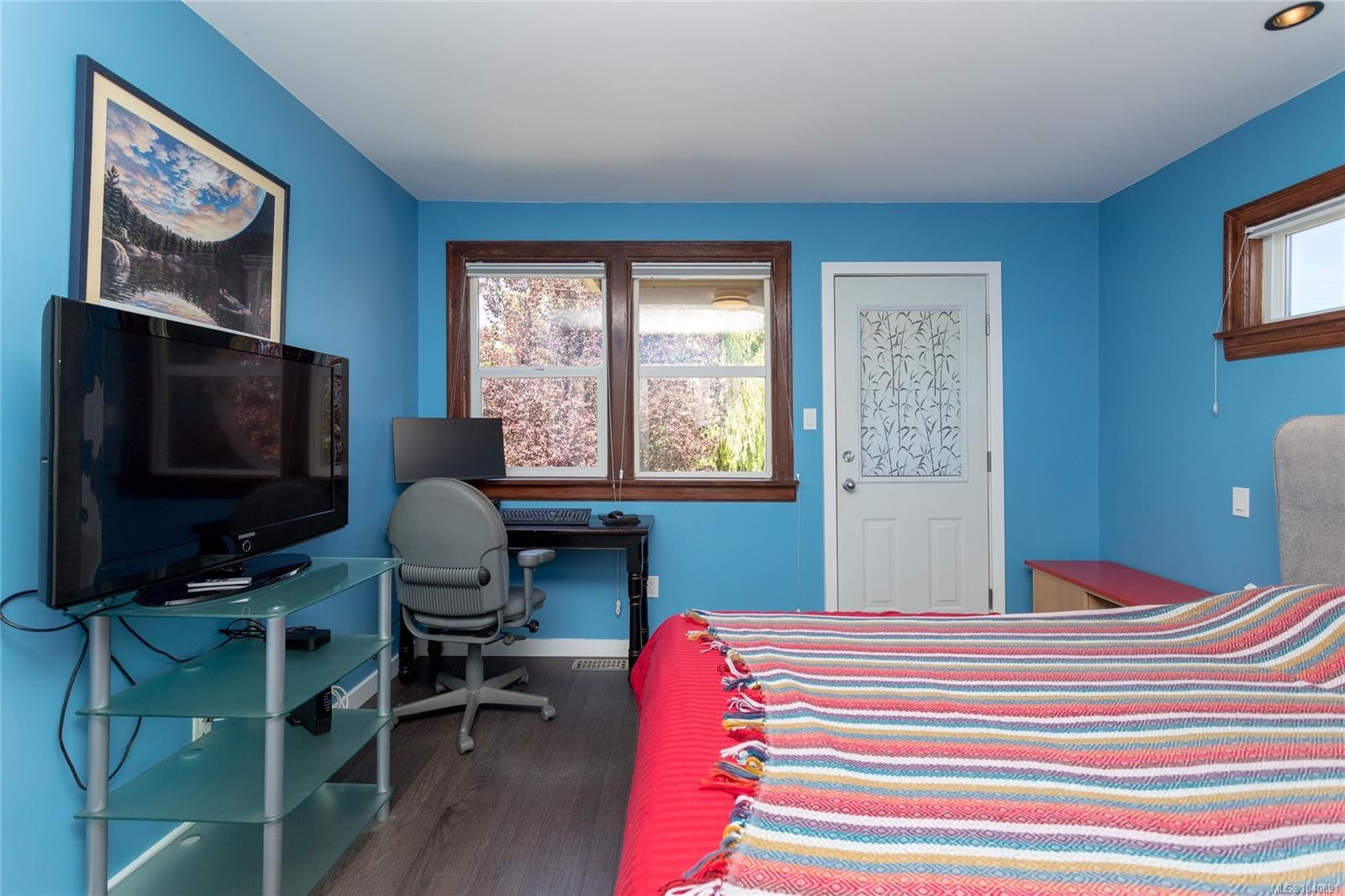 367 Vincent Ave, Saanich, BC