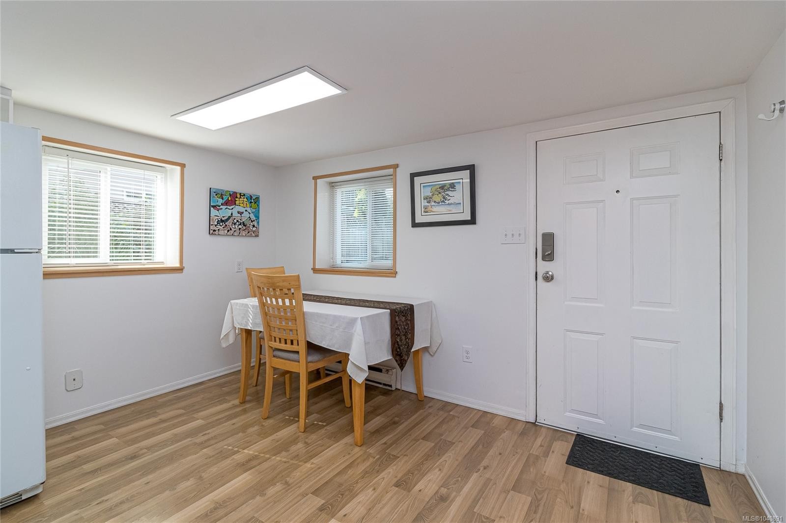367 Vincent Ave, Saanich, BC