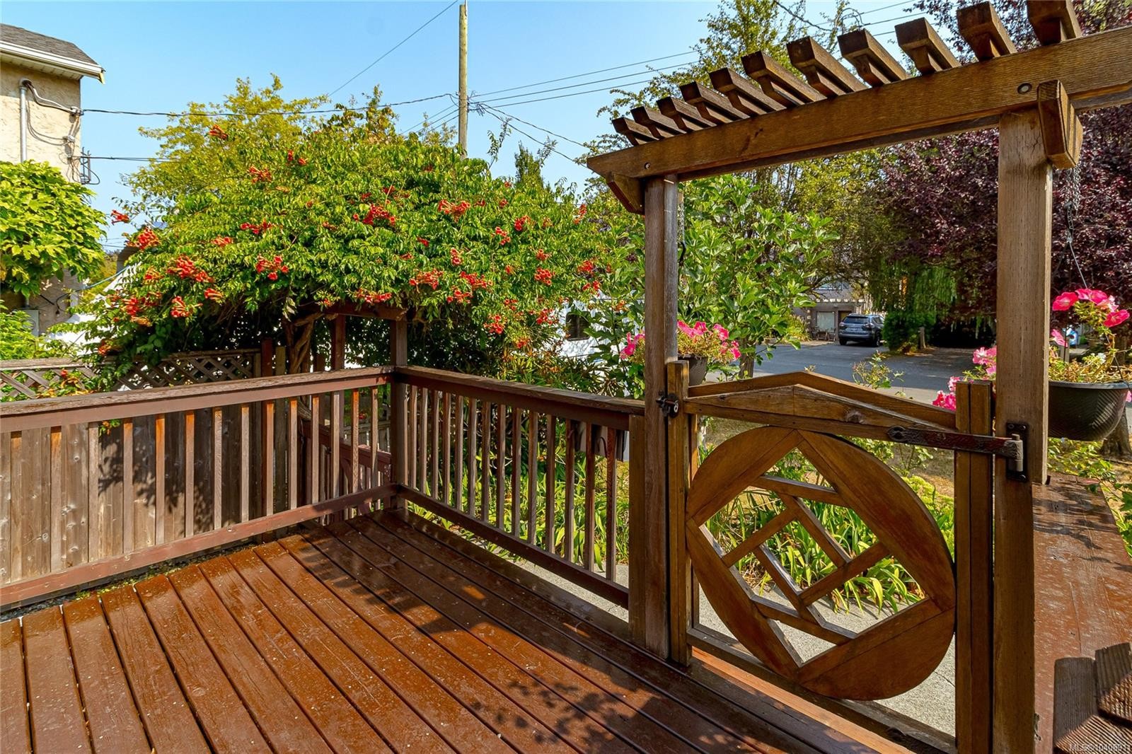 367 Vincent Ave, Saanich, BC